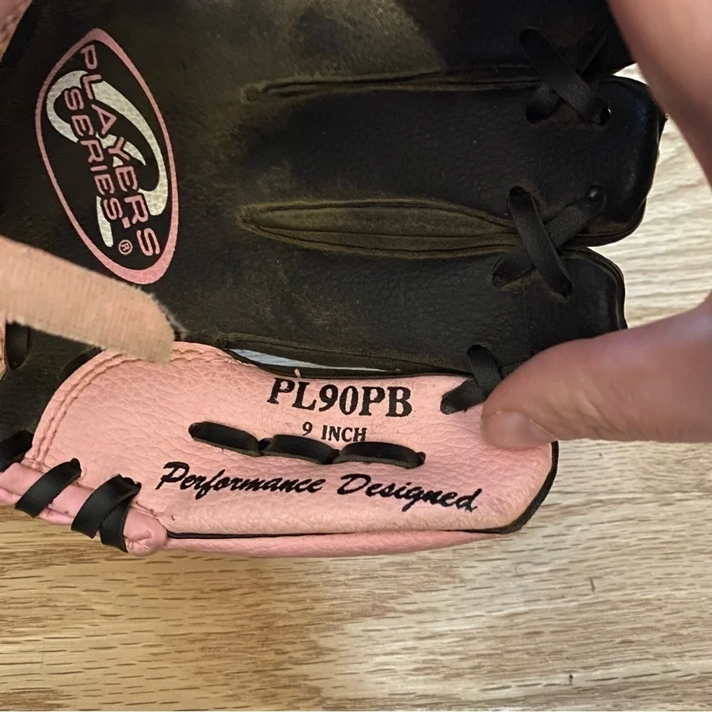 Rawlings Right Handed Throwing Glove Pink Kids Girls Basket Web 9” PL90PB